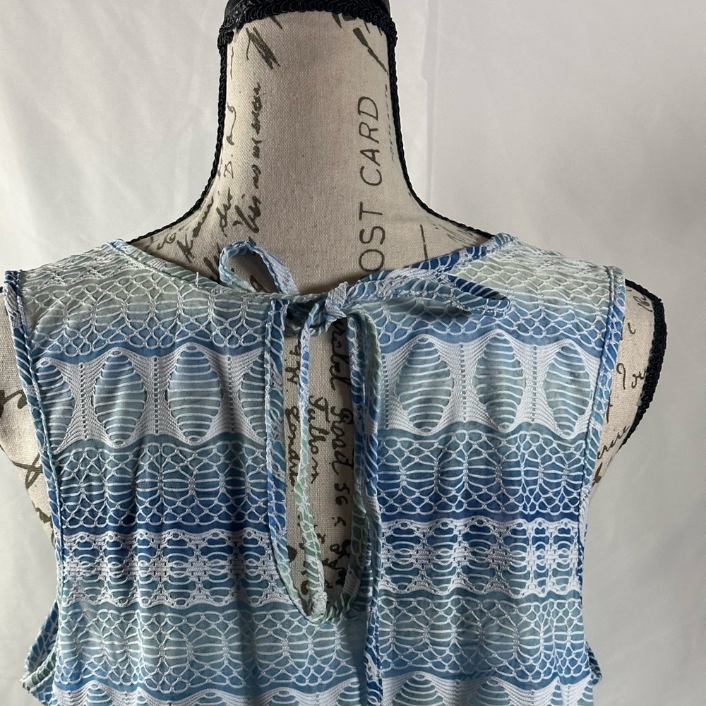 Blue Swim Coverup with Elegant Design🌴☀️ - Picture 9 of 12